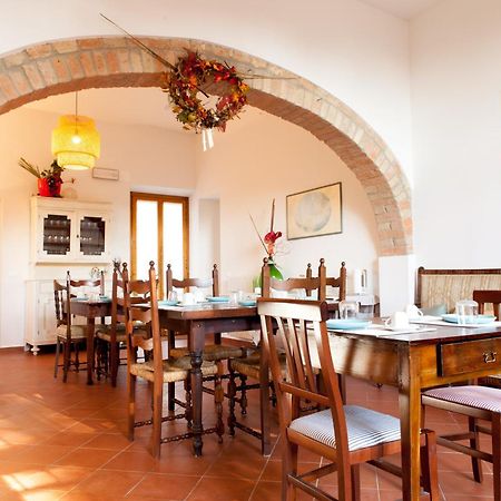 Agriturismo Podere Rondinaio Lamporecchio Buitenkant foto